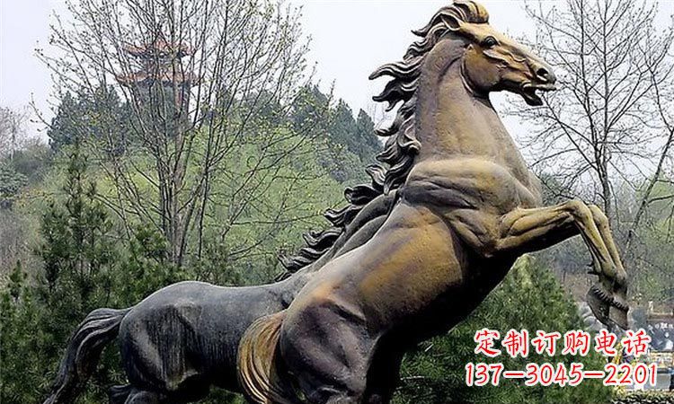 石狮奔跑的马街边动物铜雕