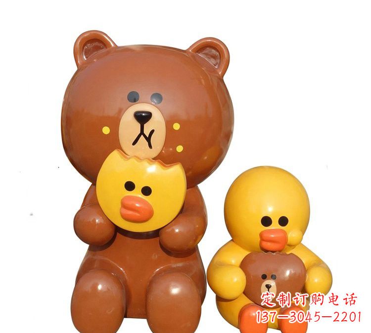 石狮玻璃钢布朗熊和可妮兔