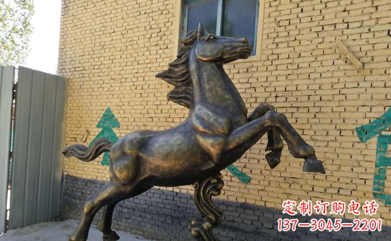 石狮马雕塑玻璃钢仿铜创作的艺术