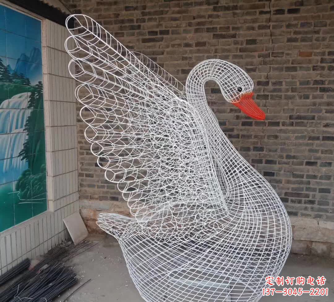 石狮不锈钢别墅镂空天鹅雕塑