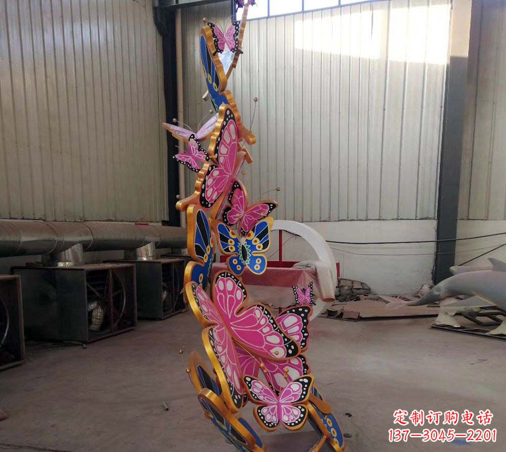 石狮精致绚丽的不锈钢蝴蝶雕塑