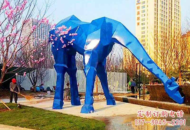 石狮不锈钢彩色大型几何长颈鹿雕塑