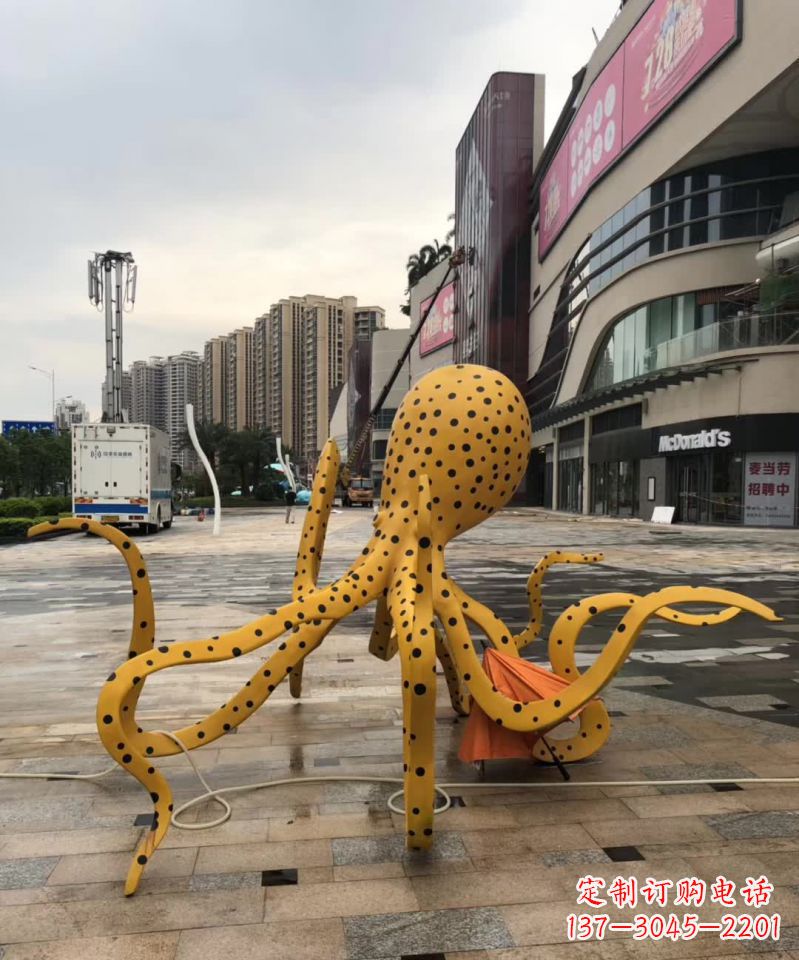 石狮不锈钢章鱼雕塑一座海洋之城的标志