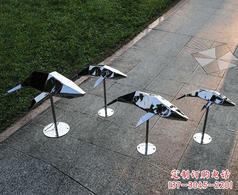 石狮不锈钢海豚雕塑精致的海洋之美