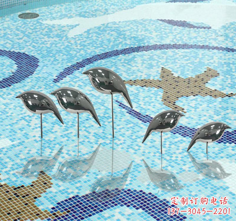 石狮不锈钢创意鸽子雕塑展现精致美感