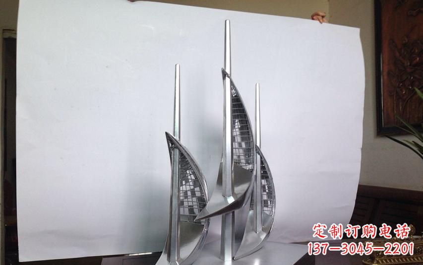 石狮不锈钢帆船雕塑传承精神的象征