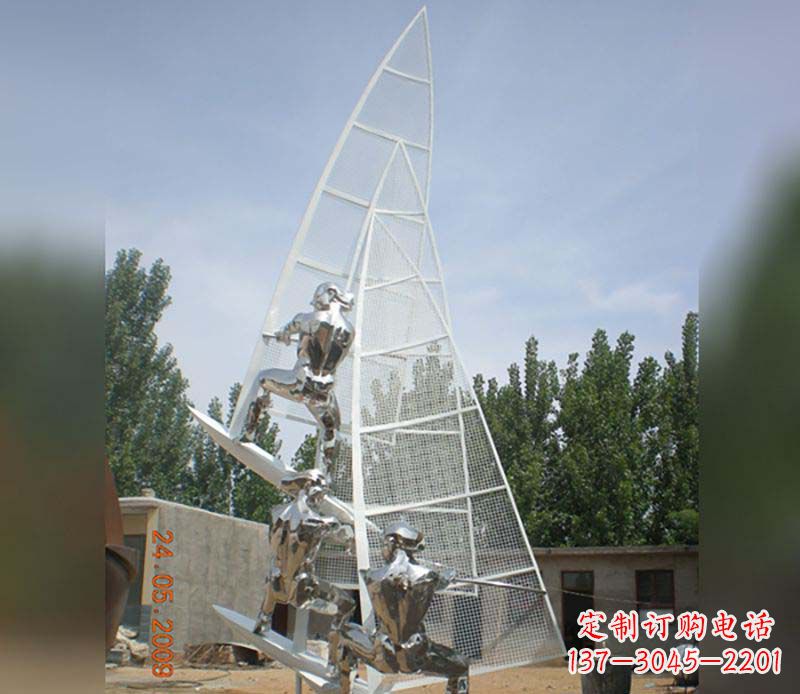 石狮不锈钢帆船给公园带来美丽的景致