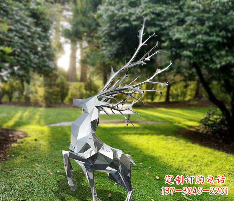 石狮不锈钢动物雕塑美丽且耐久
