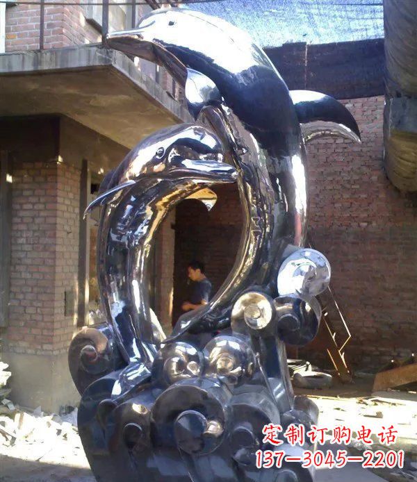 石狮不锈钢海豚美观动态的雕塑