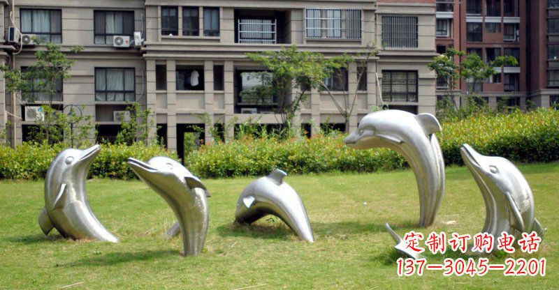 石狮海豚的浪漫