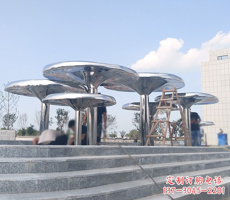 石狮艺术精美的不锈钢蘑菇公园雕塑