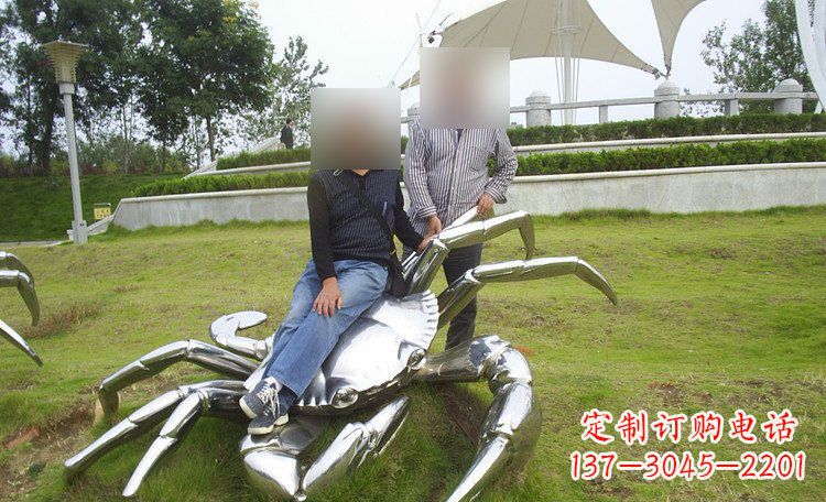 石狮不锈钢螃蟹雕塑艺术美化公园环境
