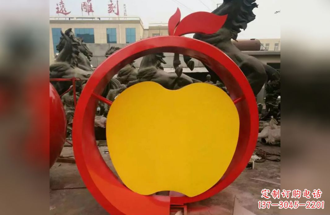 石狮不锈钢苹果雕塑——见证爱与和平