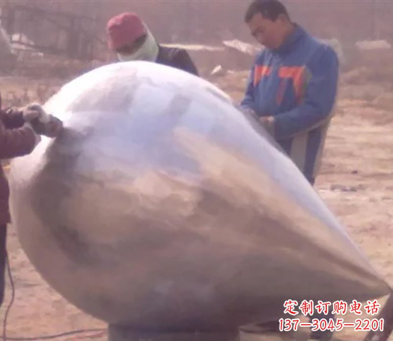 石狮不锈钢水滴雕塑精致美丽的艺术品