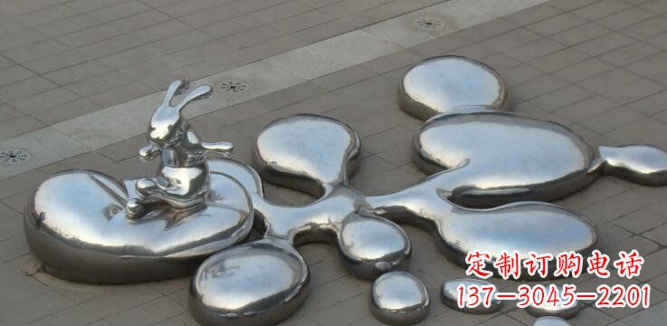 石狮不锈钢兔子雕塑景观的美丽添彩