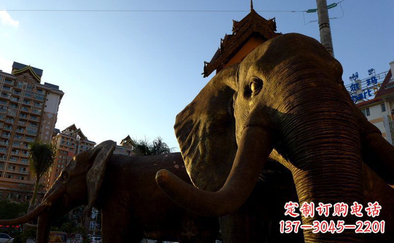 石狮步行街上的大象雕塑——给街道带来活力