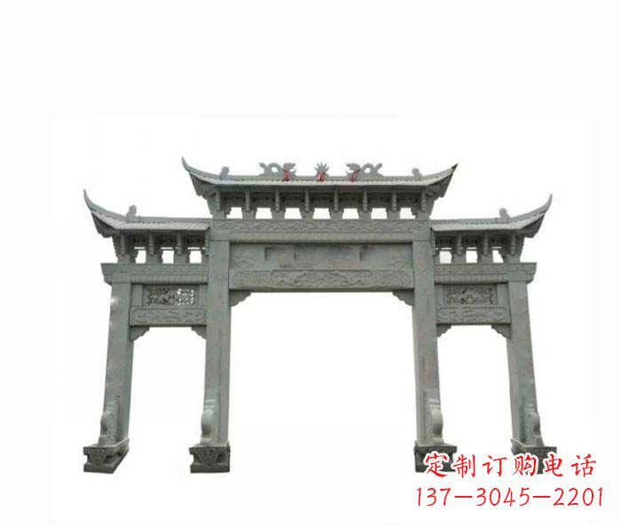 石狮牌楼上的雕塑