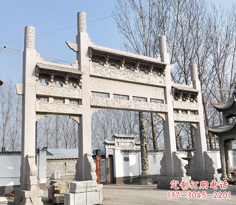石狮村口的珍贵文化——牌坊雕塑