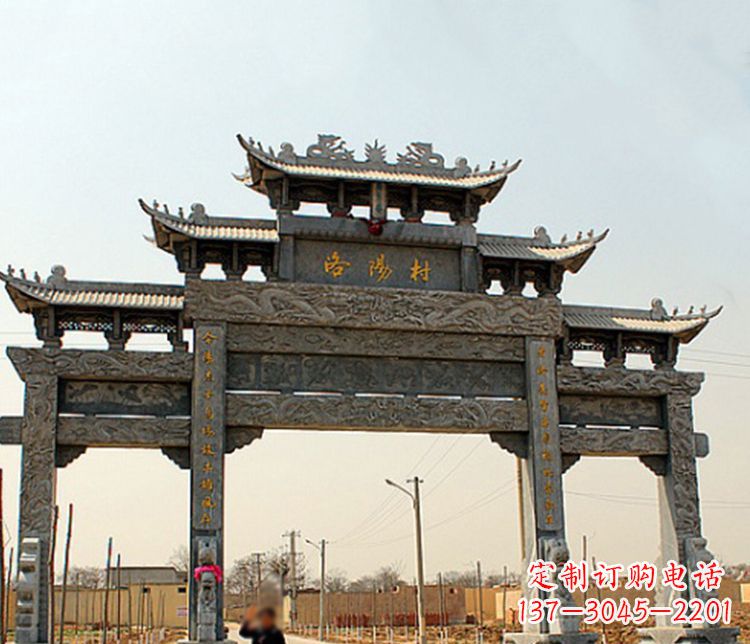 石狮牌坊雕塑——缅怀中国传统文化