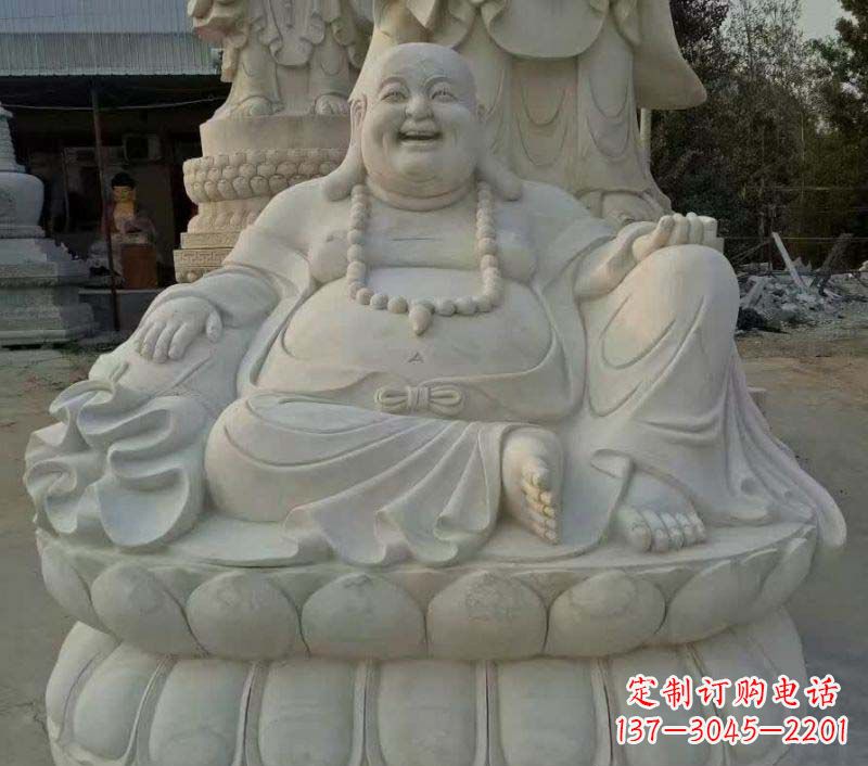 石狮和尚雕塑传承中国文化的艺术精品