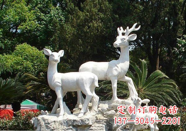 石狮雕塑艺术——大理石公园小鹿石雕