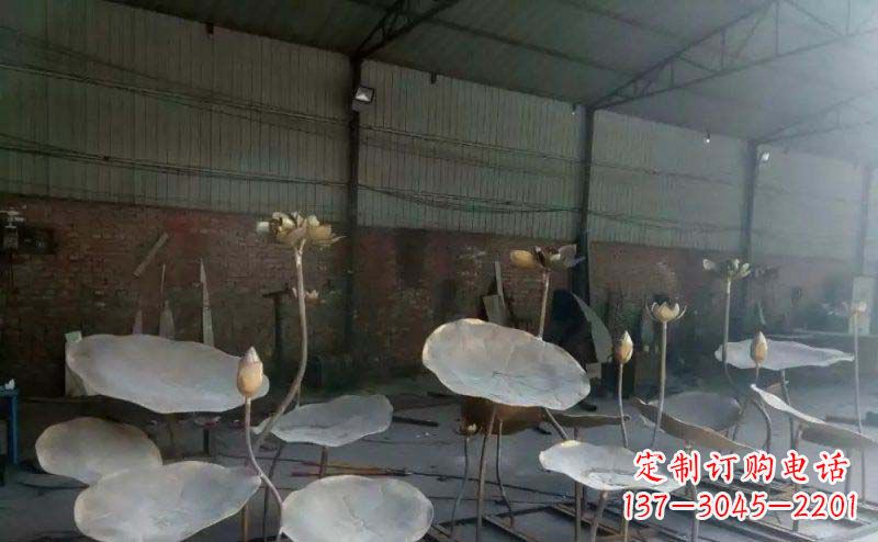 石狮锻铜荷叶荷花广场景观雕塑