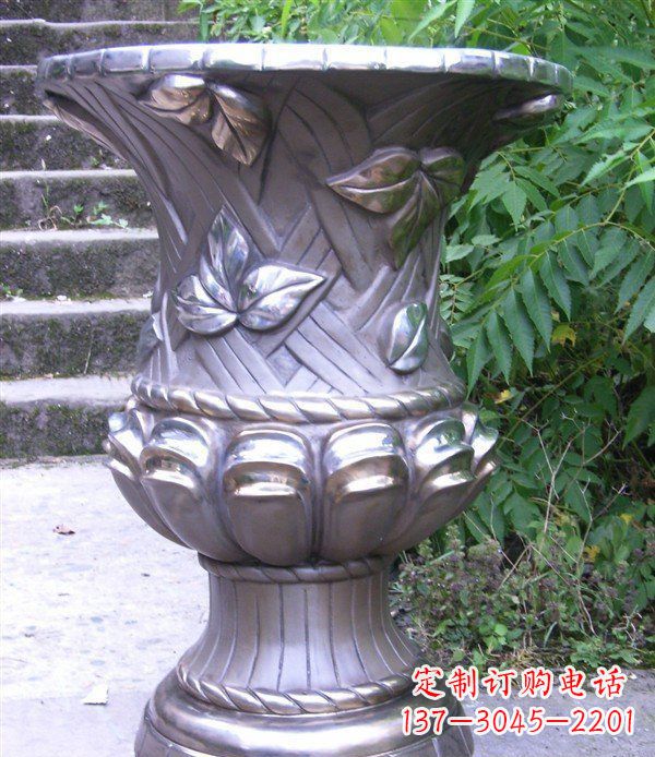 石狮玻璃钢花盆雕塑