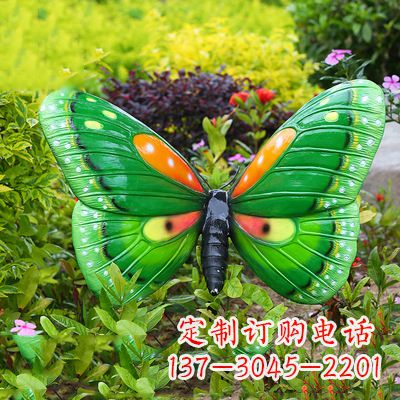 石狮精致魅力的绿色蝴蝶雕塑