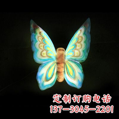 石狮蓝色闪耀的夜晚——37x48x20”发光蝴蝶雕塑