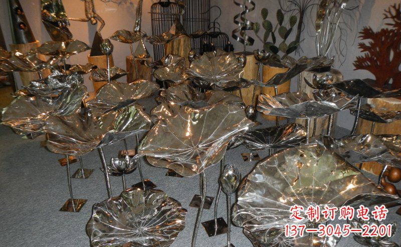 石狮抛光不锈钢荷叶雕塑
