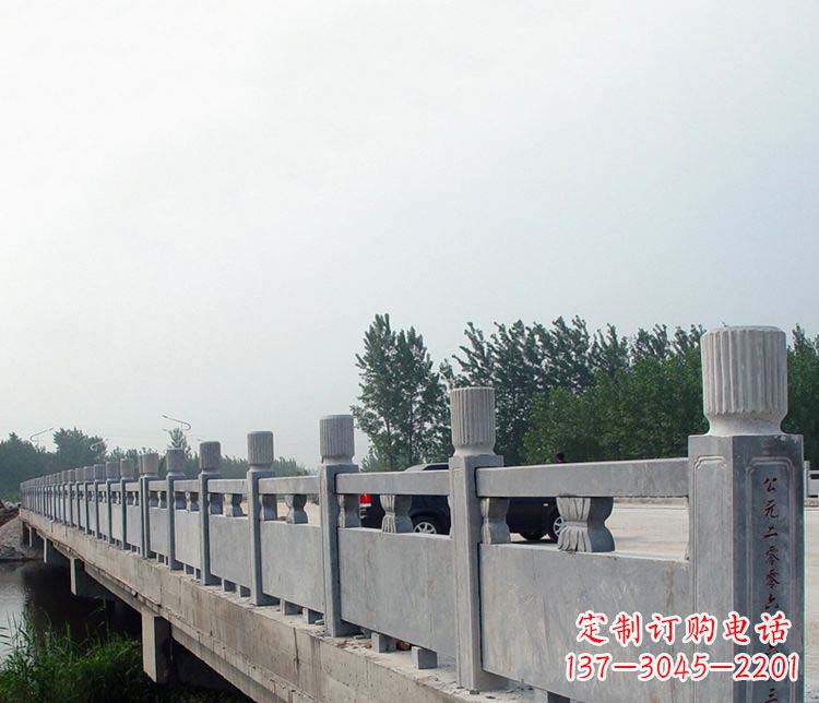 石狮中领雕塑-仿古石栏板景观石雕