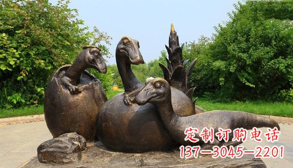 石狮公园仿真恐龙铜雕