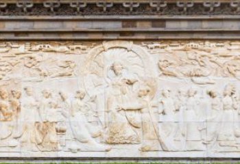 石狮中领雕塑：古代人物石浮雕影壁