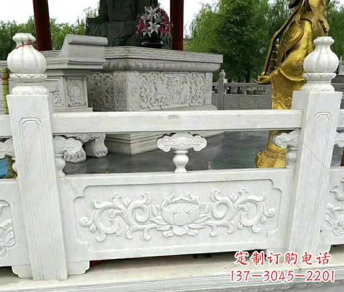 石狮答案(注:不得在标题中含有汉白玉石浮雕栏板)