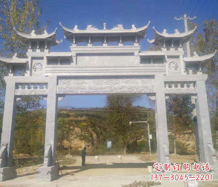 石狮中领雕塑:精雕制作仿古石牌坊石雕