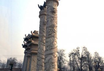 石狮精致精美的华表柱石雕