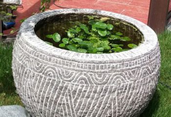 石狮老青石花盆雕塑：独特的家居艺术装饰