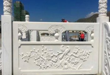 石狮梅花石雕塑栏板——为您的室内外空间带来精美的艺术气息