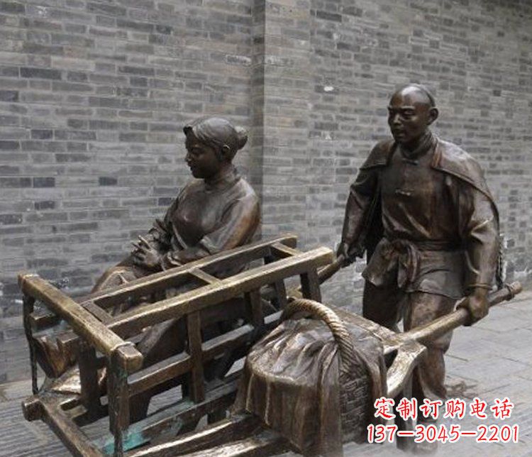 石狮推独轮车的人物铜雕