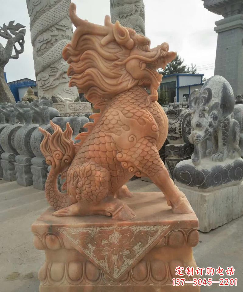 石狮晚霞红麒麟雕塑1
