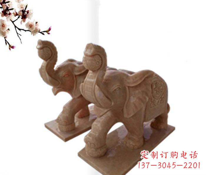 石狮象鼻朝天的大象晚霞红招财石雕