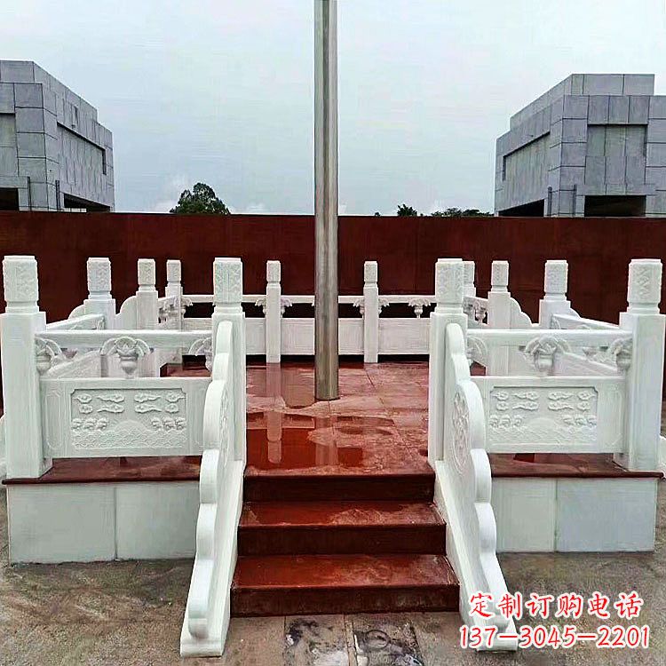 石狮学校石雕升旗台
