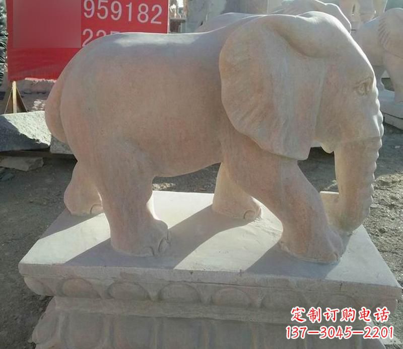 石狮园林晚霞红大象雕塑